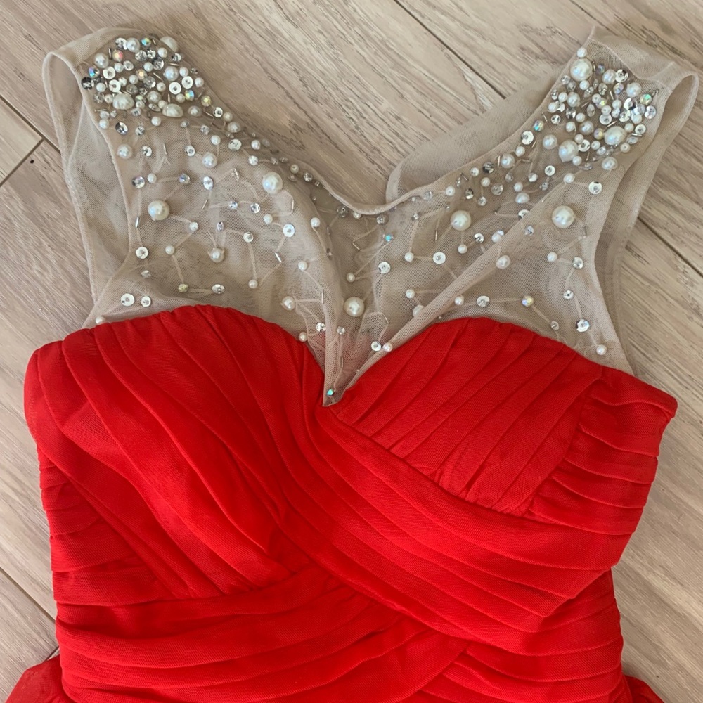 Dress - Picture 2 of 4